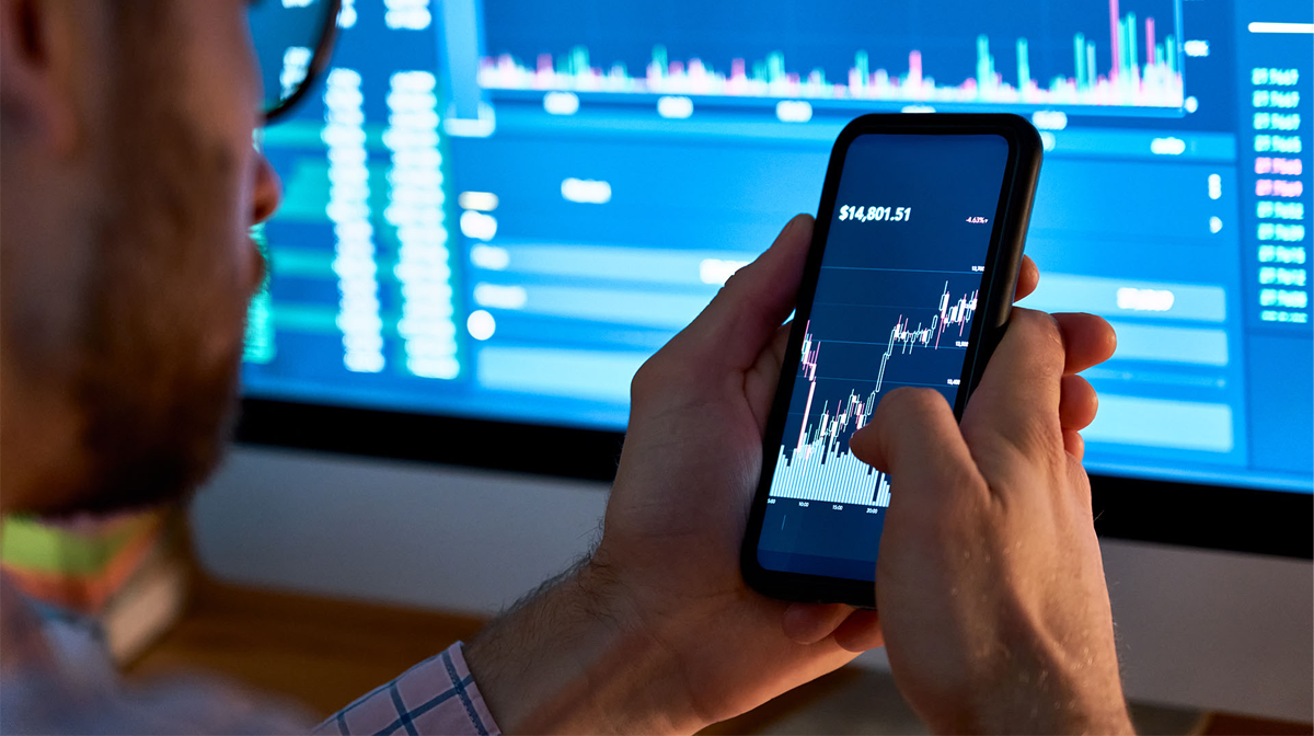 Cryptocurrency Adoption: Challenges And Opportunities In Mainstream Finance