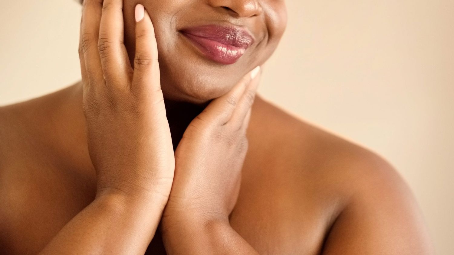 Neck And Décolletage Care You Should Not Ignore